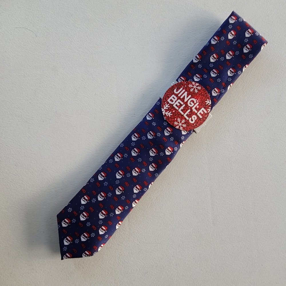 NWT Jingle Bells Santa Claus Tie